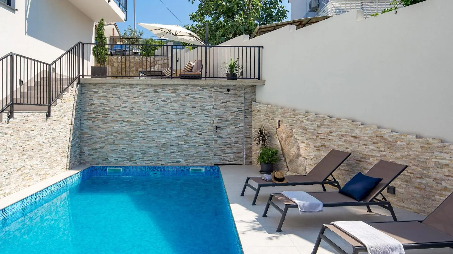 Villa Frankola With Pool Crikvenica